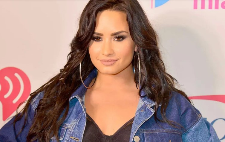 A Celebration of the Demi Lovato Fan Community